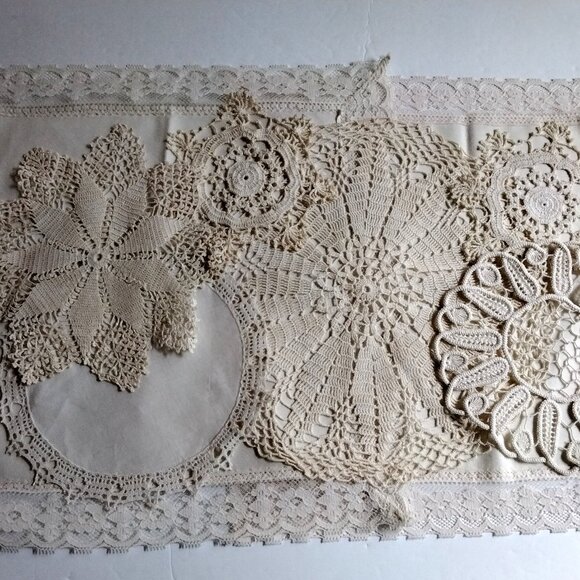 Vintage Ecru Doilies/Table Toppers Mismatched Set of 8 from Mid Century - Picture 1 of 6